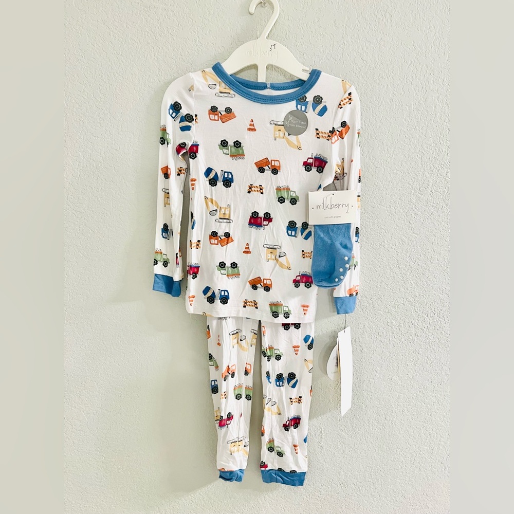 NWT Milkberry Bamboo Pajama Set Construction Cars 3T little sleepies